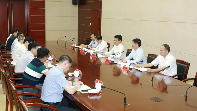 市政協重點提案辦理座談會召開